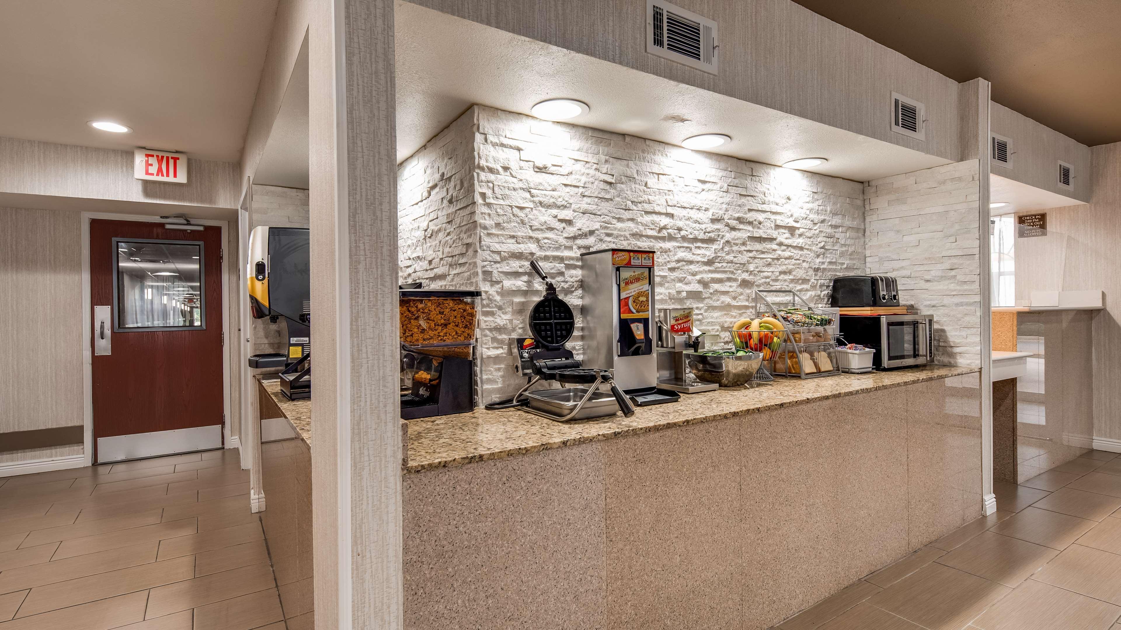 Surestay Hotel By Best Western Alexandria Airport Eksteriør billede