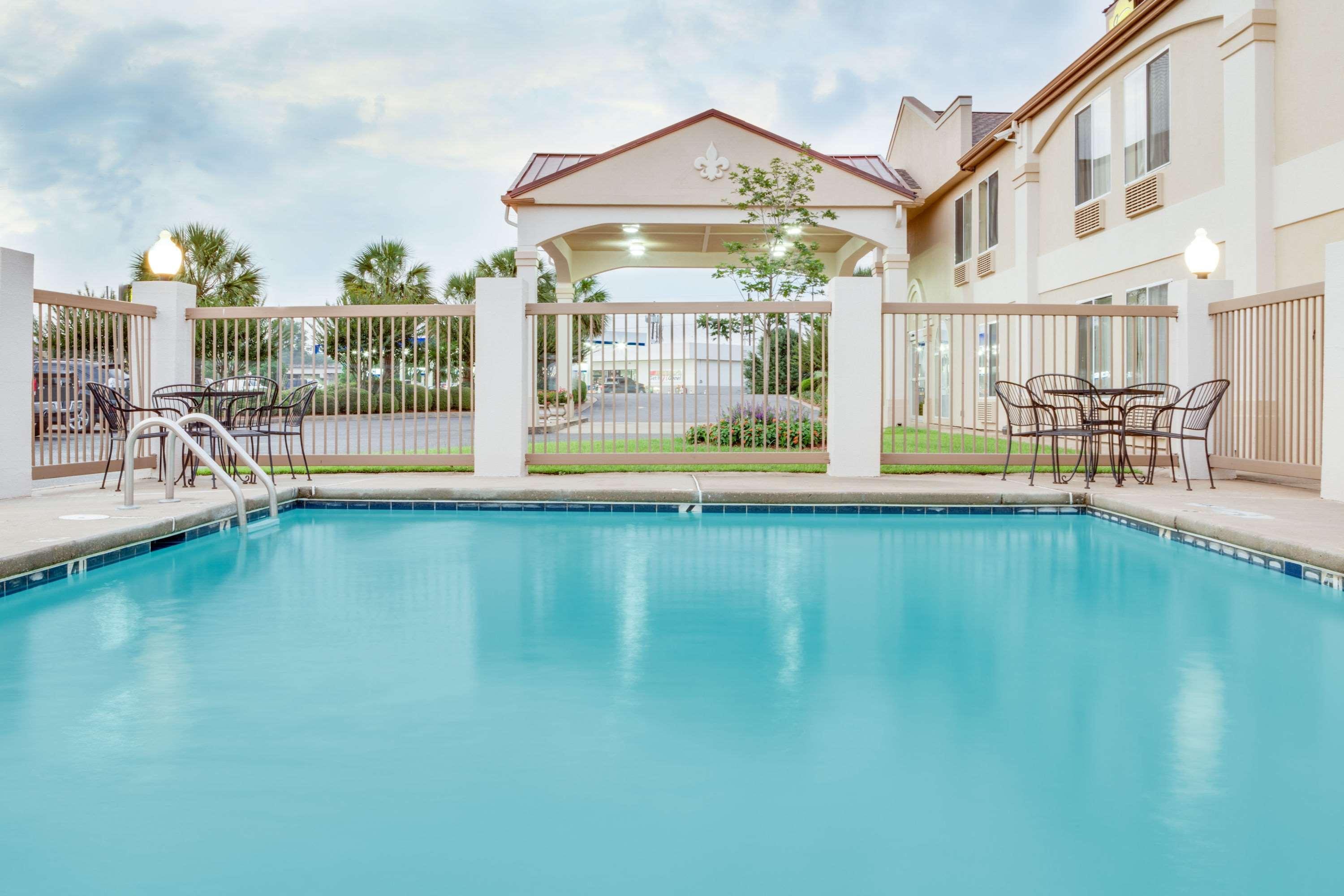 Surestay Hotel By Best Western Alexandria Airport Eksteriør billede